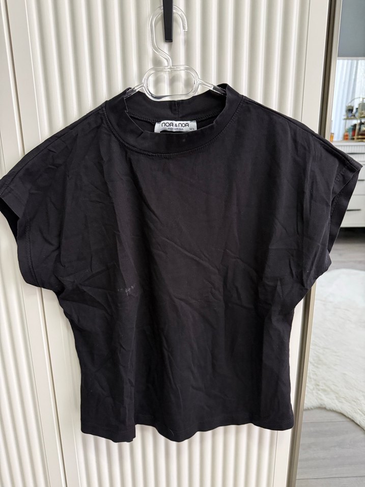 Siyah Kısa Kollu Tişört - Görsel 2