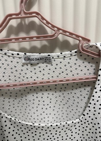 Gri Puantiyeli Kısa Kollu Salaş Bluz - Görsel 4