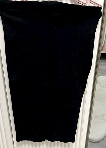 Siyah Kadın Etek - Görsel 4