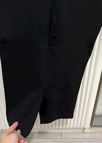 Siyah Kadın Etek - Görsel 5