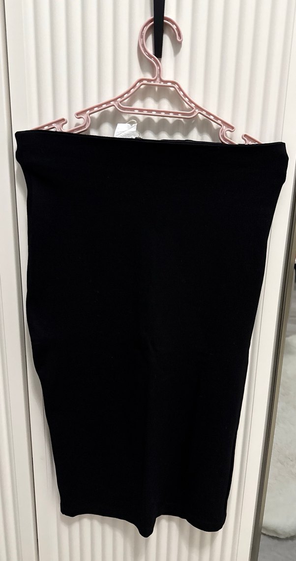 Siyah Kadın Etek - Görsel 2