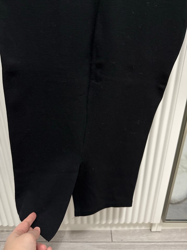 Siyah Kadın Etek - Görsel 5