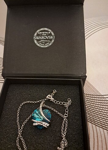 swarovski Swarovski mavi taşlı kolye 