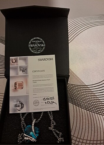  Beden mavi Renk Swarovski mavi taşlı kolye 
