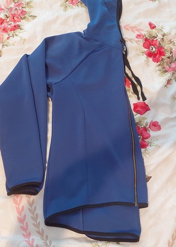 Koyu Mavi Kapüşonlu Fermuarlı Kadın Ceket - Görsel 4