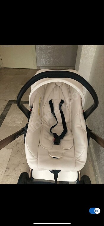 Kiwi egg 6 in 1 travel system