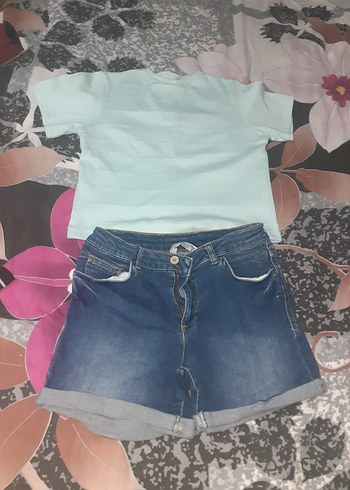 Mavi Düğmeli Kadın Kot Şort - Görsel 3