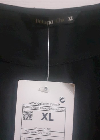 Siyah Kısa Kollu Keten Bluz - Görsel 3