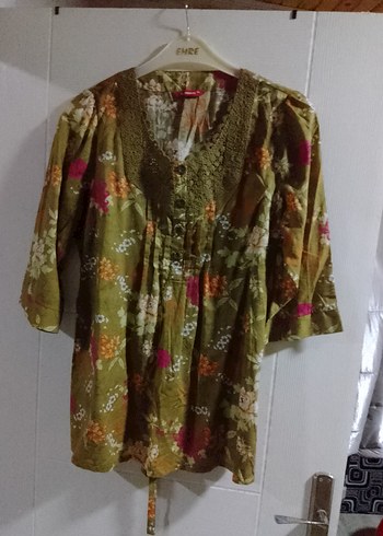 Düğmeli V Yaka Bohem Kadın Bluz - Görsel 2