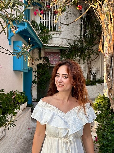 m Beden Beyaz elbise