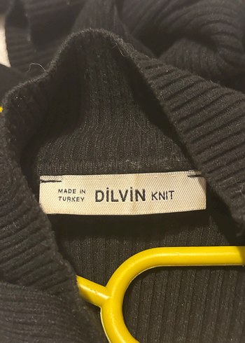 Dilvin Boğazlı Sırt Detaylı Siyah Kazak - Görsel 4