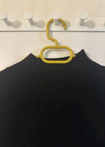 Dilvin Boğazlı Sırt Detaylı Siyah Kazak - Görsel 3