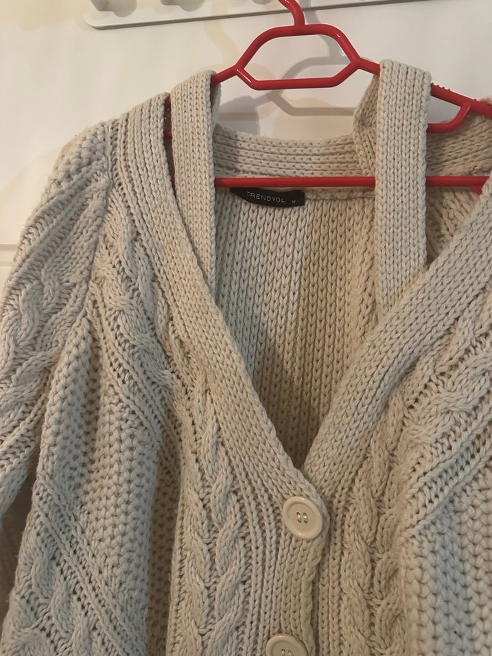 Bej Örgü Askı Detaylı Kazak - Görsel 2