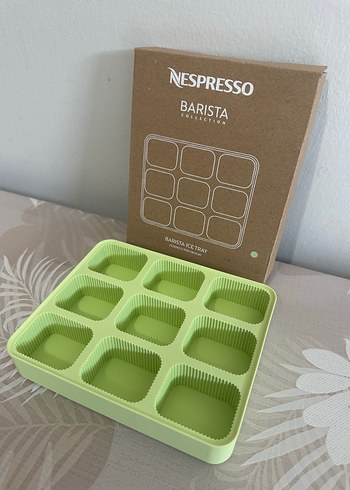 Nespresso Fıstık Yeşili Buz Kalıbı - Görsel 3