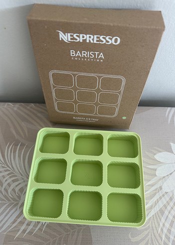 Nespresso Fıstık Yeşili Buz Kalıbı - Görsel 4
