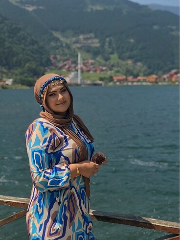 Elbise