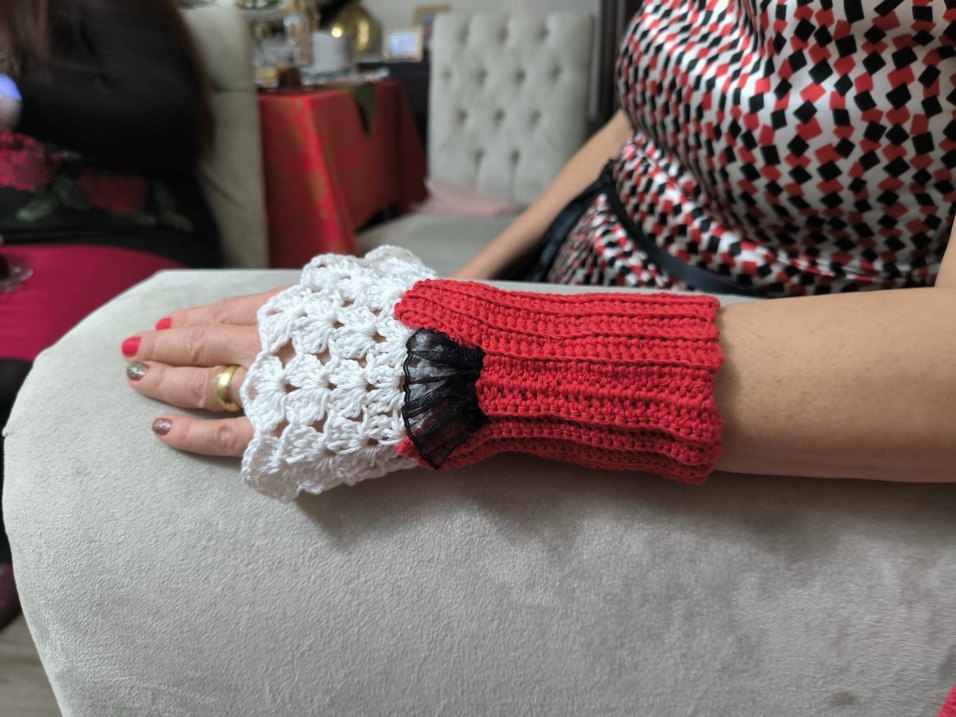 Dantel Detaylı Örgü Kadın Eldiveni - Görsel 3