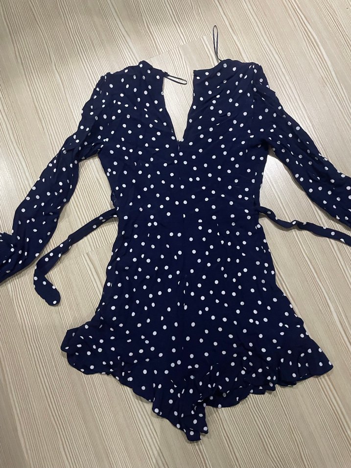 Uzun Kollu Puantiyeli Mini Tulum - Görsel 3