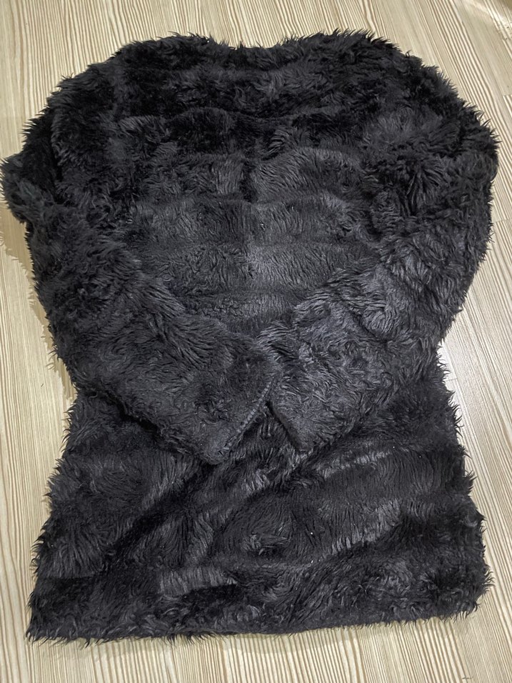 Siyah Kadın Peluş Kaban - Görsel 3