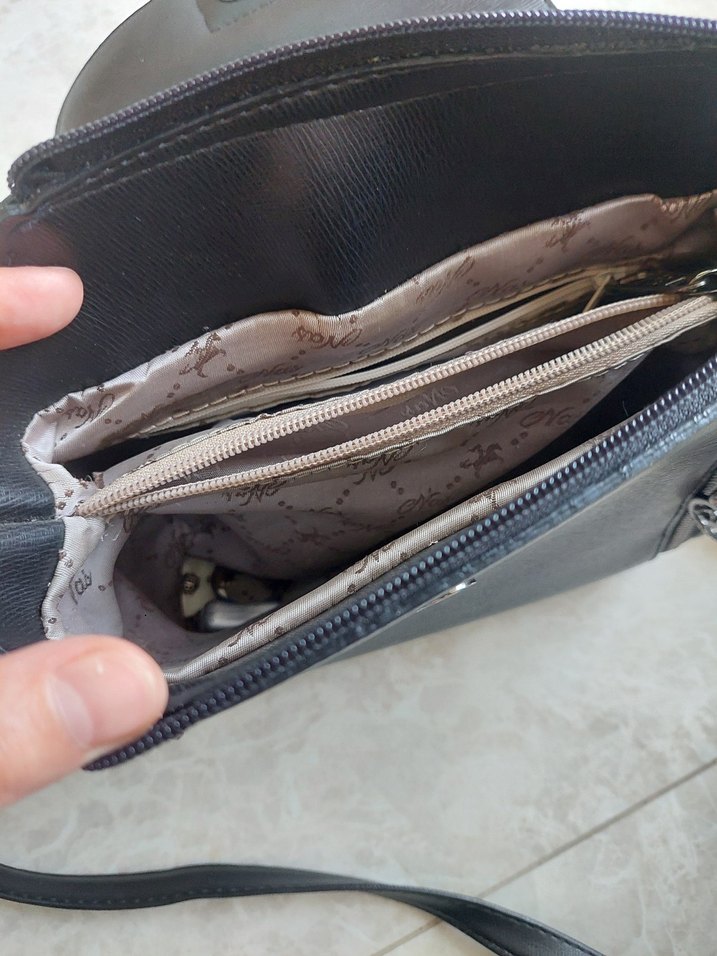 Siyah Deri Gotik Kadın Çanta - Görsel 4