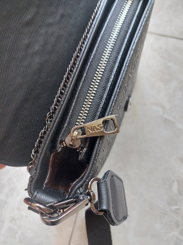 Siyah Yılan Desenli Tokalı Kadın Çapraz Çanta - Görsel 4