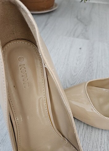 40 Beden Kadin stiletto