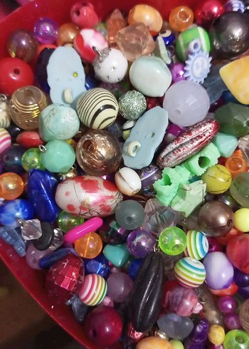 Renkli Boncuklar takı - Görsel 2