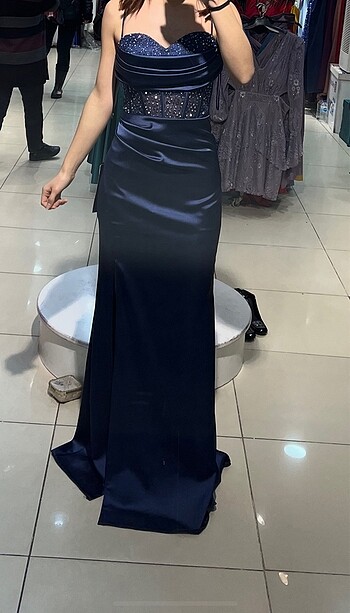 Zara Abiye