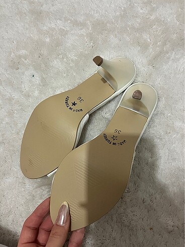 Topuklu terlik - Görsel 2