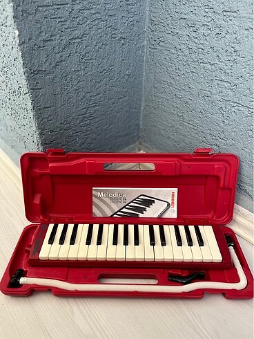 Hohner melodika