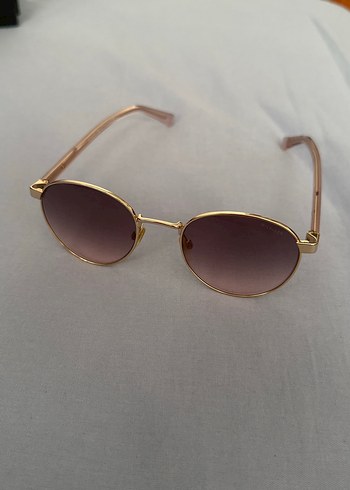 Parlak Bej Retro Kadın Güneş Gözlüğü