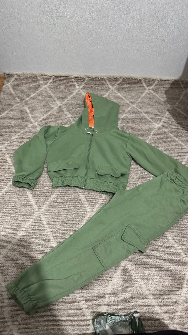 Kapüşonlu çocuk Eşofman Takımı - Görsel 3