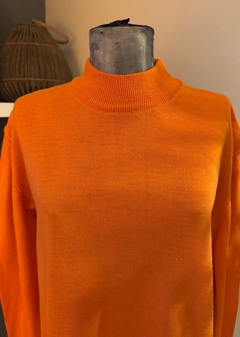 Turuncu Yüksek Yakalı Kadın Sweatshirt - Görsel 2