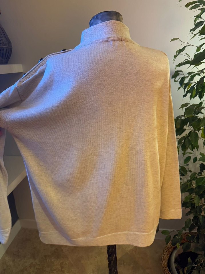 Bej Renkli Yüksek Yakalı Kadın Triko Kazak - Görsel 2