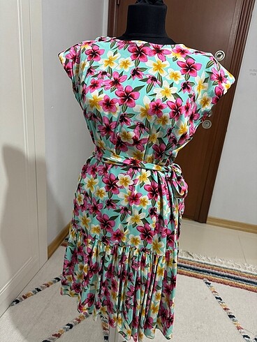40 Beden Elbise