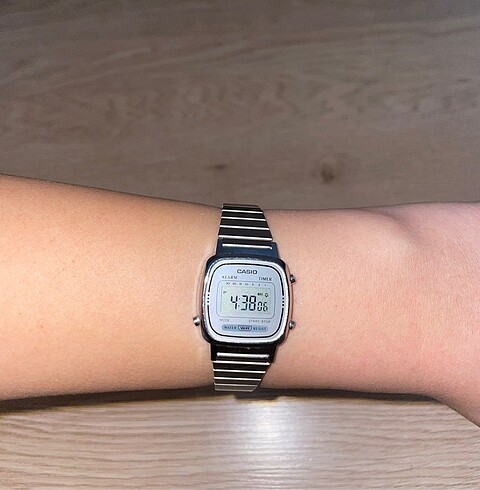 Casio Orijinal Gümüş Dijital Kol Saati