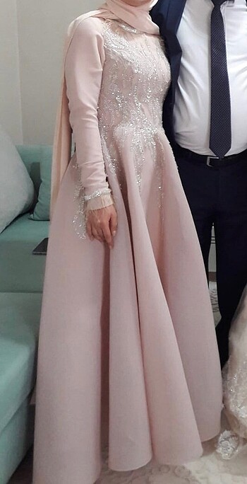 Tesettür nişanlık