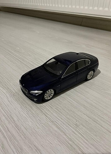  Beden Renk BMW f10 1:24