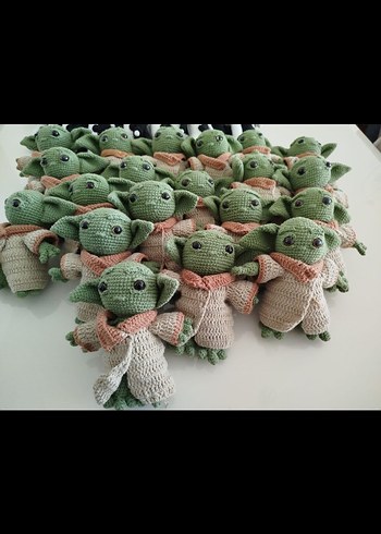 Baby yoda örgü oyuncak