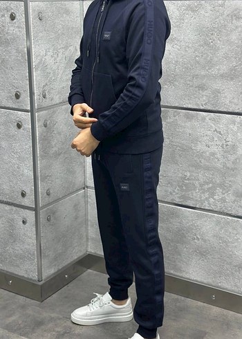 HUGO EŞORTMAN TAKIM - Görsel 3