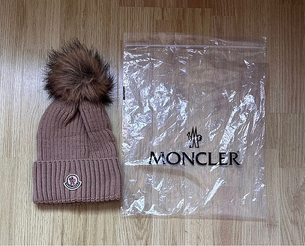 Moncler bere - Görsel 2