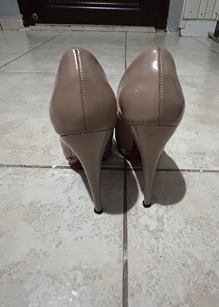 Bayan topuklu ayakkabı - Görsel 4