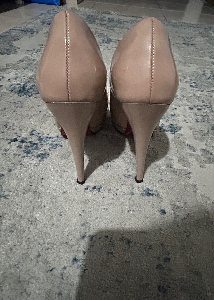 Bayan topuklu ayakkabı - Görsel 2