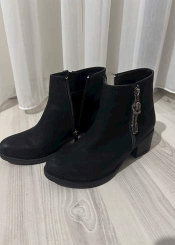 Diğer Sik Siyah Bilek Botu