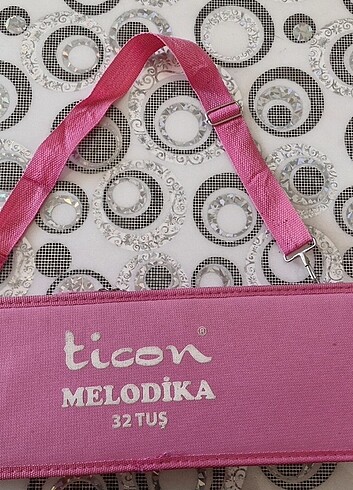 Melodika ve Kitabı