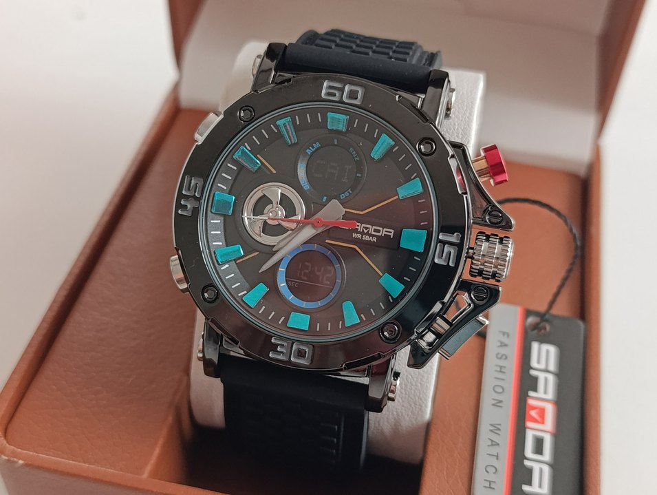 SIFIR KUTUDA, ORJİNAL SANDA DİJİTAL ve ANALOG KOL SAATİ - Görsel 2