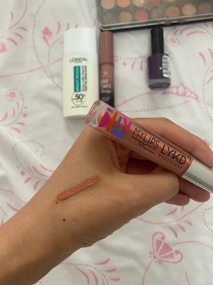 L'Oréal Çoklu Makyaj Paleti ve Dudak Ürünleri - Görsel 2