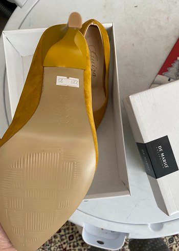 Sarı Süet Stiletto Kadın Ayakkabı - Görsel 4