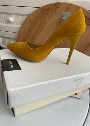 Sarı Süet Stiletto Kadın Ayakkabı - Görsel 6