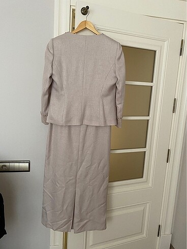 Pudra rengi ceketli tesettür abiye - Görsel 6